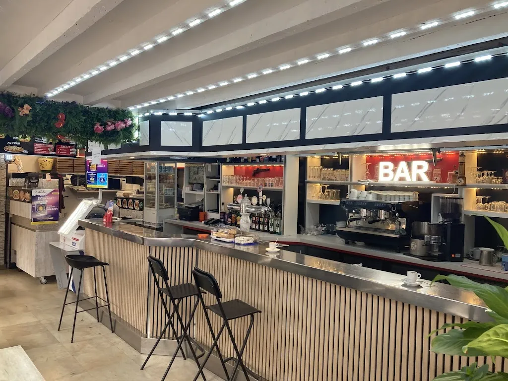 Café de la Mairie restaurant in Varreddes