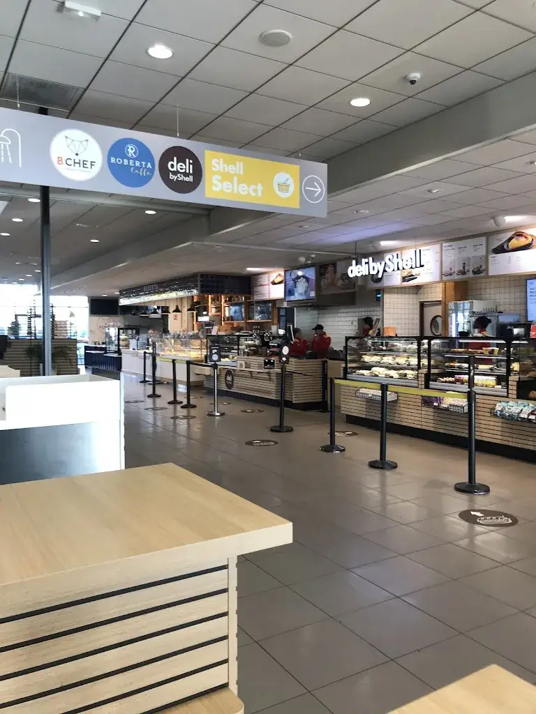 Manoel Bispo de Santana Júnior_Aire de Vémars Est_Vémars_recensione