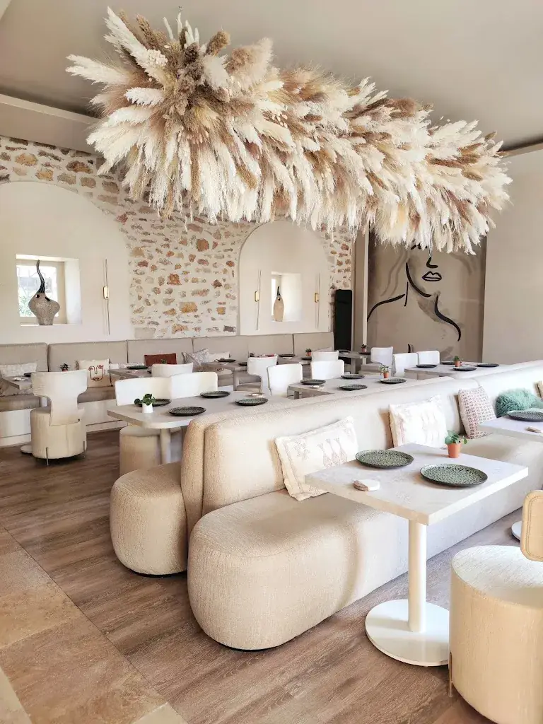 R.mana | Restaurant Boutique (77)_Vaux-le-Pénil_slider_image_1