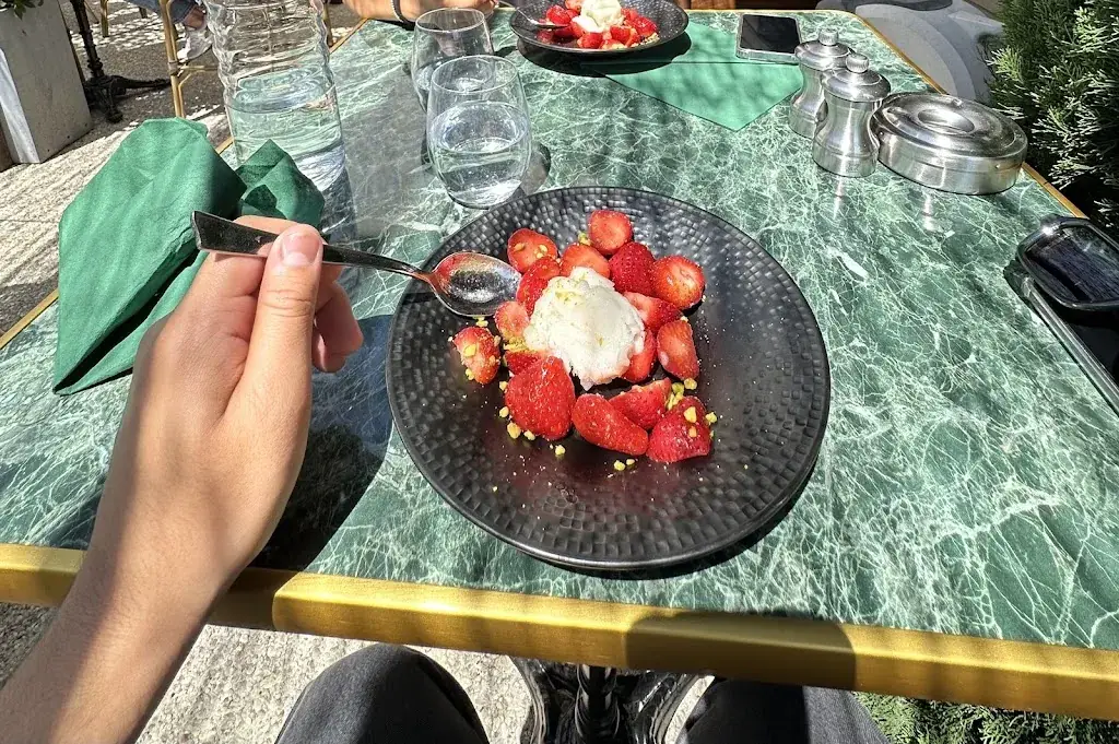 Ricardo Henao Martínez_Restaurant Antoinette_Verrières-le-Buisson_review