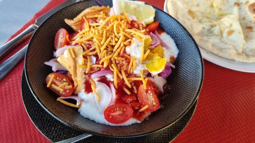 kat 111111_LE MAHARAJA._Verneuil-sur-Seine_recensione