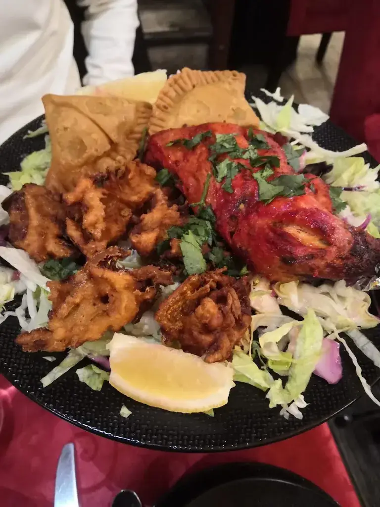 Fanny Ba_LE MAHARAJA._Verneuil-sur-Seine_recensione