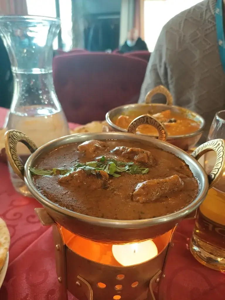 Gabriel GD_LE MAHARAJA._Verneuil-sur-Seine_recensione