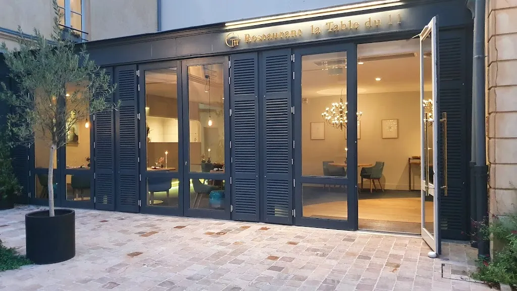 La Table du 11 restaurant in Versailles