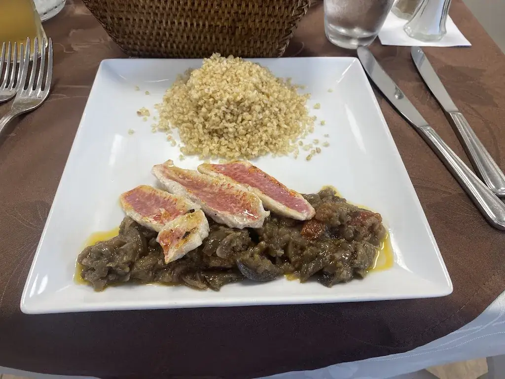 soumia simerabet_Le Douze Heures Restaurant_Trappes_review