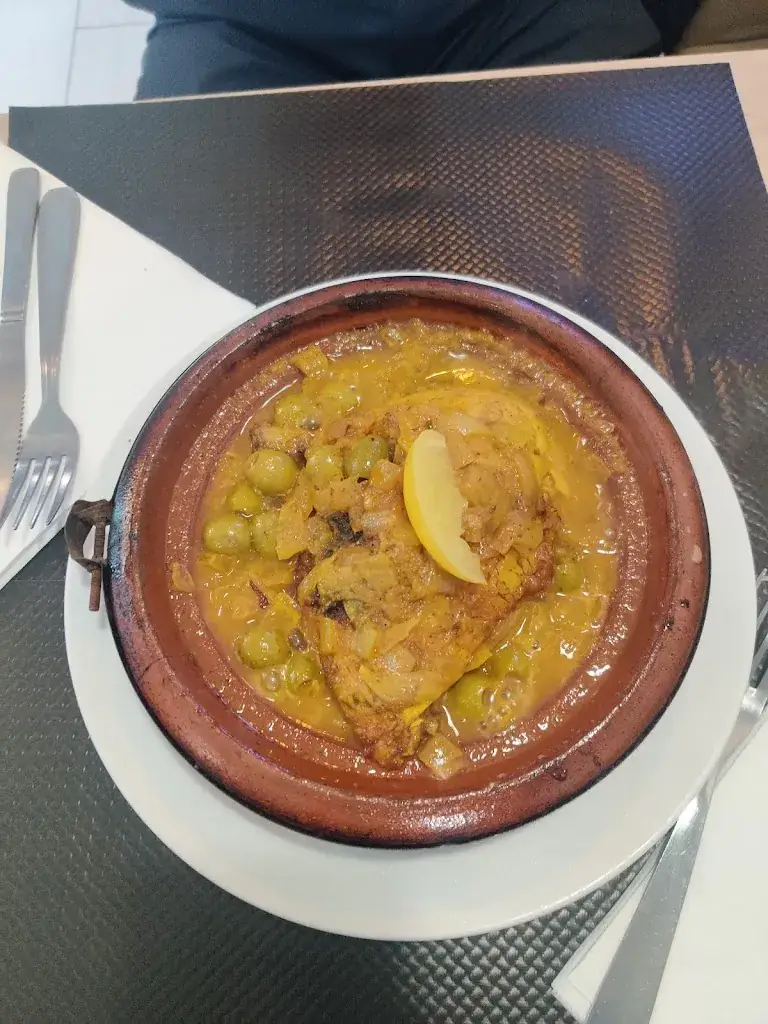 Menu_Les délices du Maghreb, chez Ahmed_Trappes_image_1