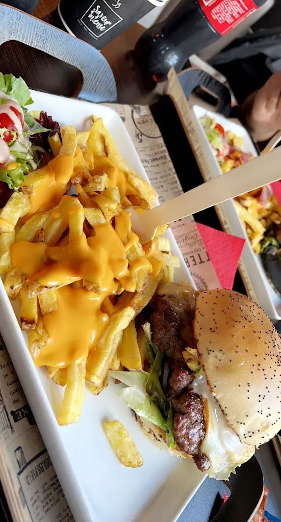 Shaz Hussain_BUTCHER FAST-FOOD HALAL_Trappes_review