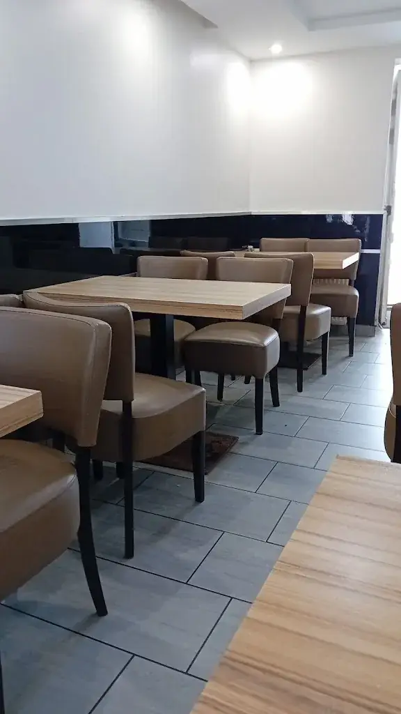 Grillades de la Gare Chez Ahmed_Trappes_slider_image_2