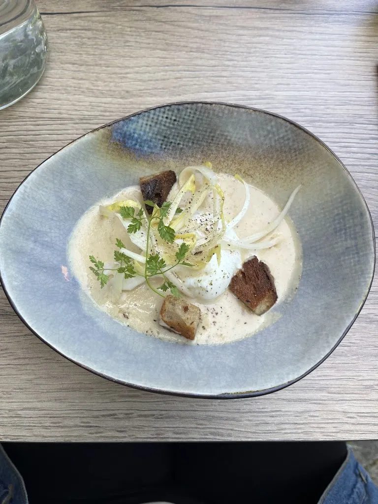 Abigael Nyambura_La cocotte_Thonon-les-Bains_recensione