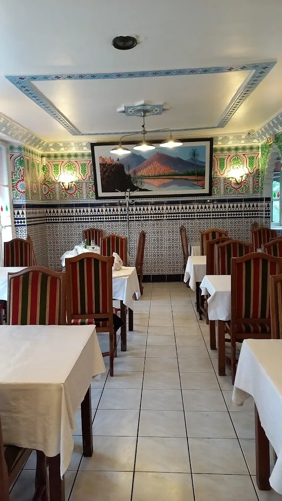 La Tour du Maroc_Villebon-sur-Yvette_slider_image_1