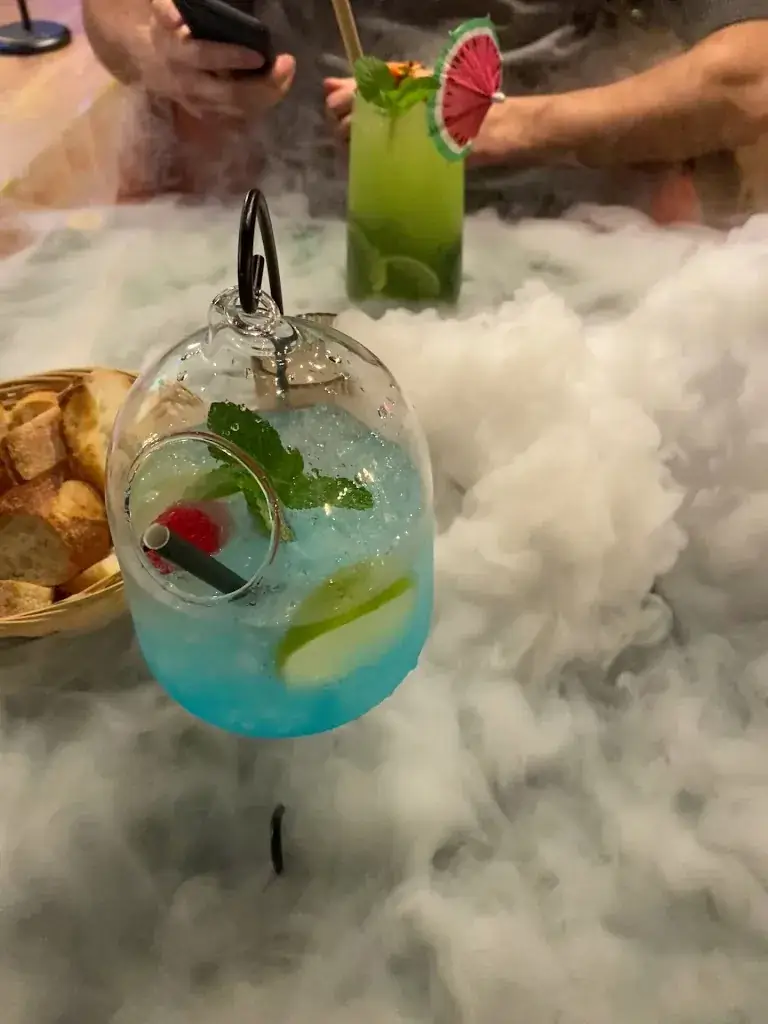 Aramatou Lee Ryan_Le Groov’ / Eat , Vibe & Smoke_Sevran_review