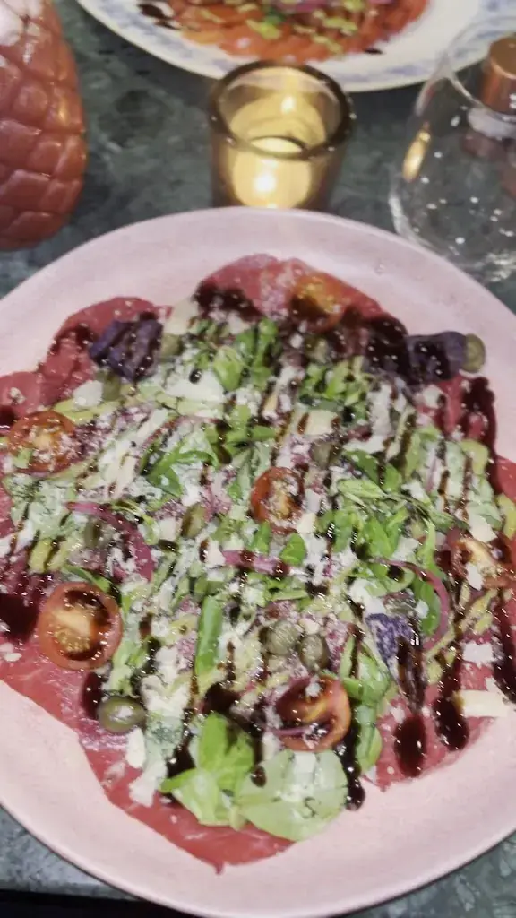 Le Groov’ / Eat , Vibe & Smoke_Sevran_slider_image_2