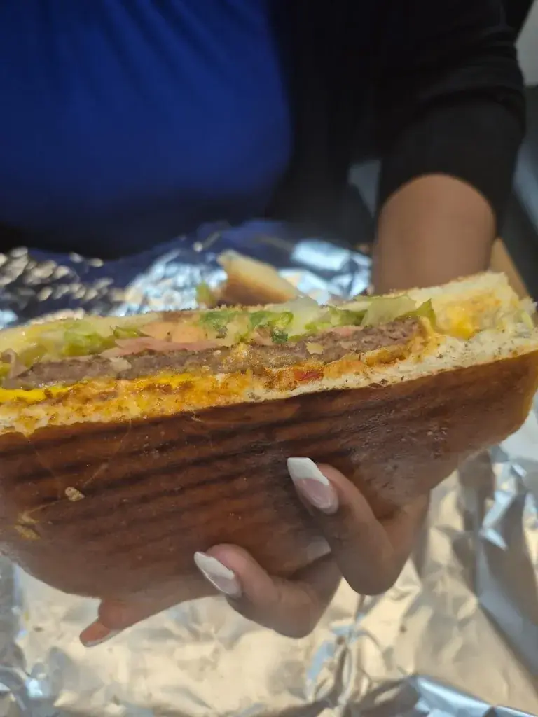 Laurena Mouila_KING BOKIT_Sevran_recensione