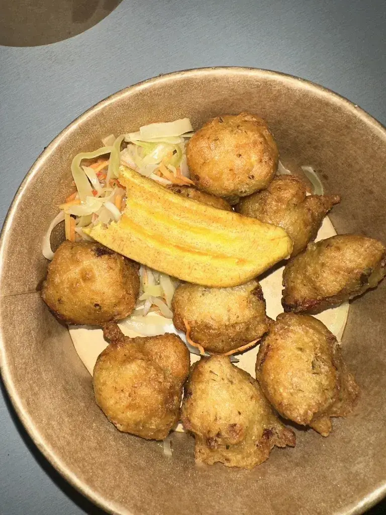 saint paul saradjine_Le 1804 Restaurant Haïtien_Livry-Gargan_Bewertung