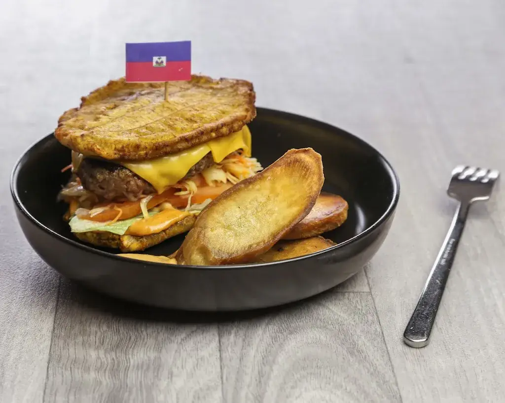 Le 1804 Restaurant Haïtien_Livry-Gargan_slider_image_3