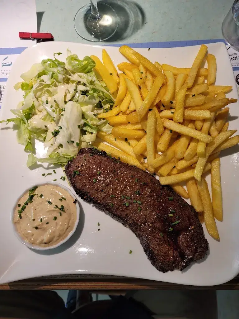 Menü_Café-Restaurant Le Cercle_Vuisternens-d/Romont_Bild_8