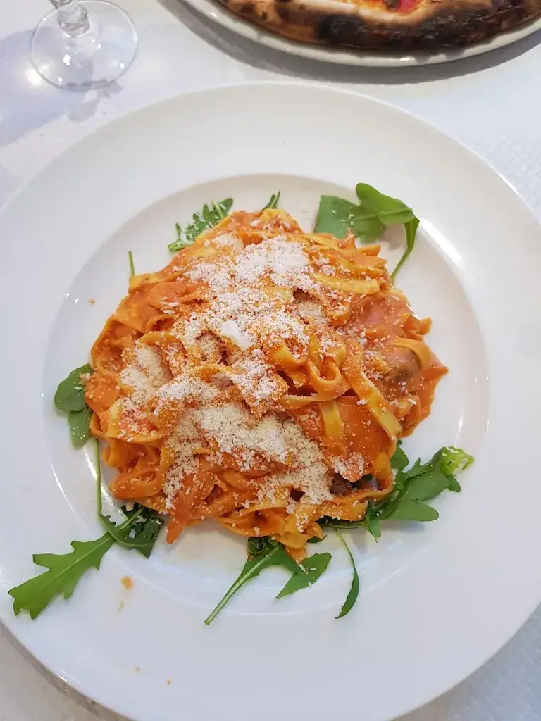 BOYE Mame_O'Vesuvio | Restaurant italien & Pizzas au feu de bois_Villemoisson-sur-Orge_recensione