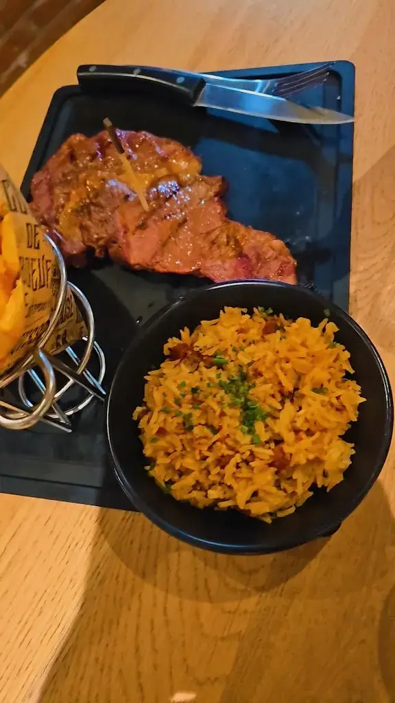 Hippopotamus Steakhouse_Villabé_slider_image_2