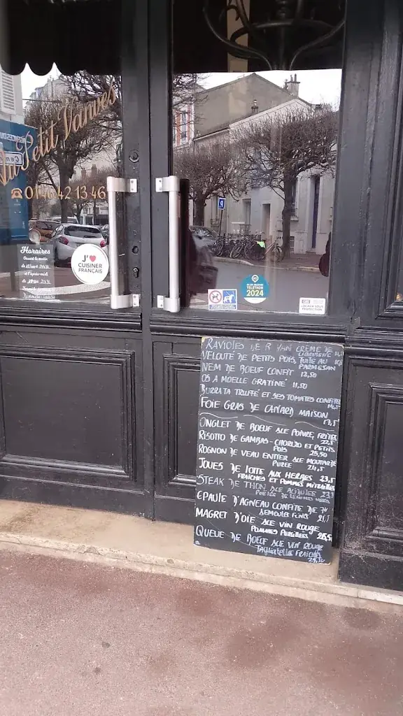 David Eakin_Le Petit Vanves_Vanves_recensione