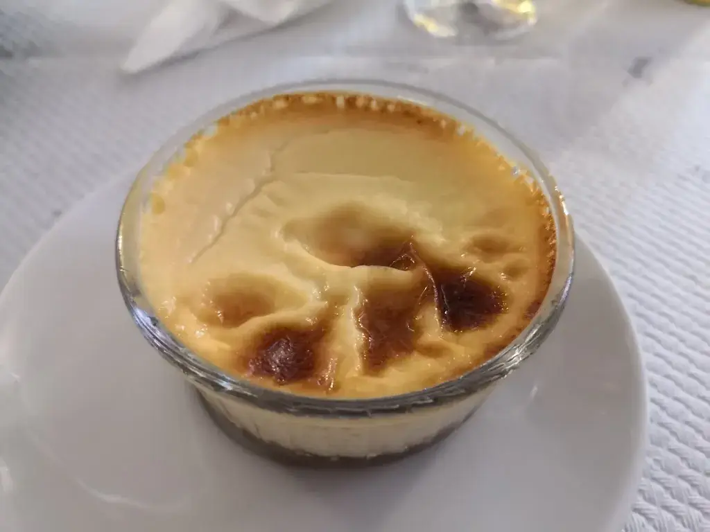 Juhani Väihkönen_Chez Manu_Vanves_review