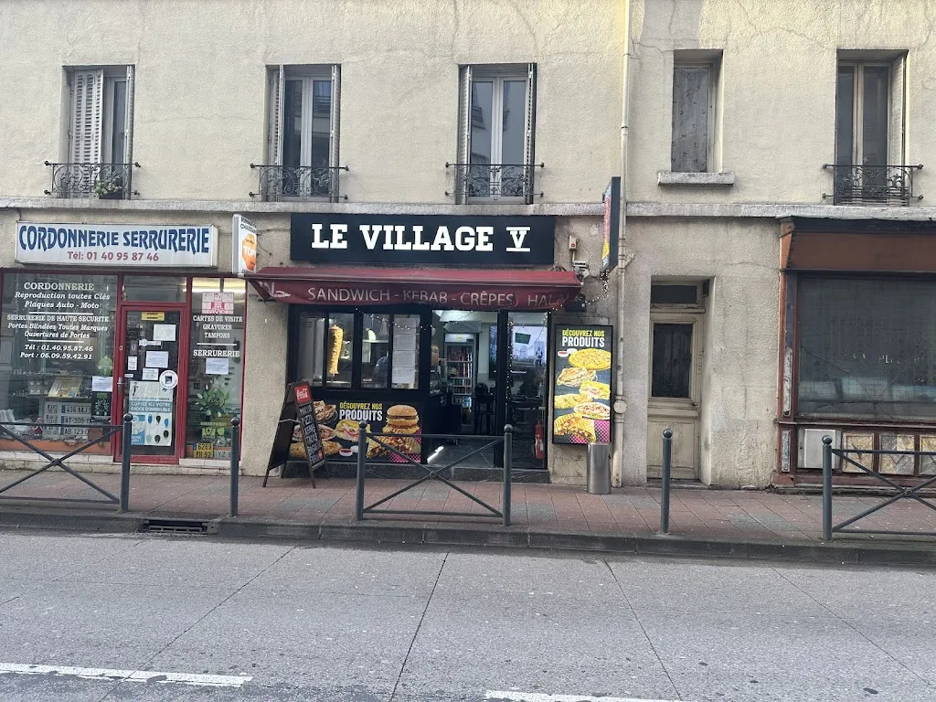 Le Village V restaurant à Vanves