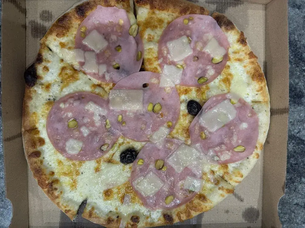 Jean luc Vacher_RICOU PIZZ_Fraisses_review