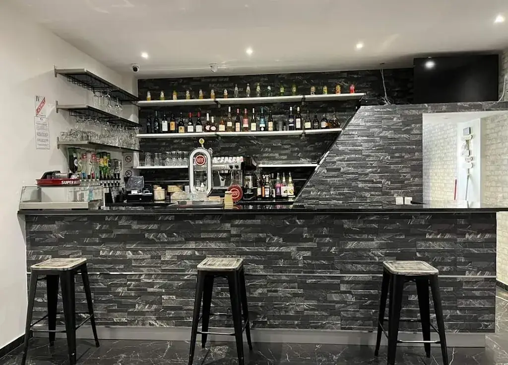 Lusitano restaurant in Villemomble