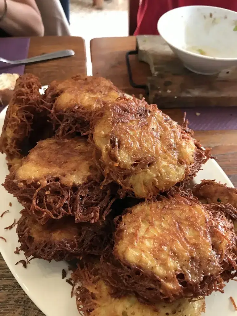 Amir Schulz_Auberge Des Girards_Saint-Paul-en-Cornillon_recensione