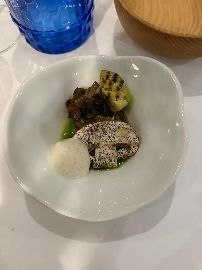 Nana R_Sechex-nous_Margencel_review