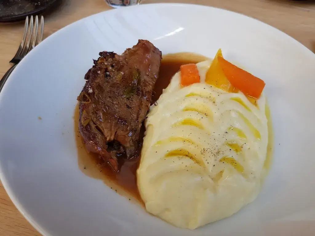 Anna Montanaro_À Table Chez Eric Leautey_Thoiry_review