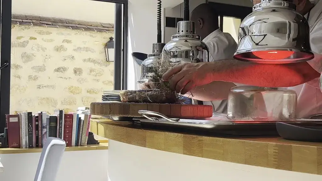 À Table Chez Eric Leautey restaurante en Thoiry