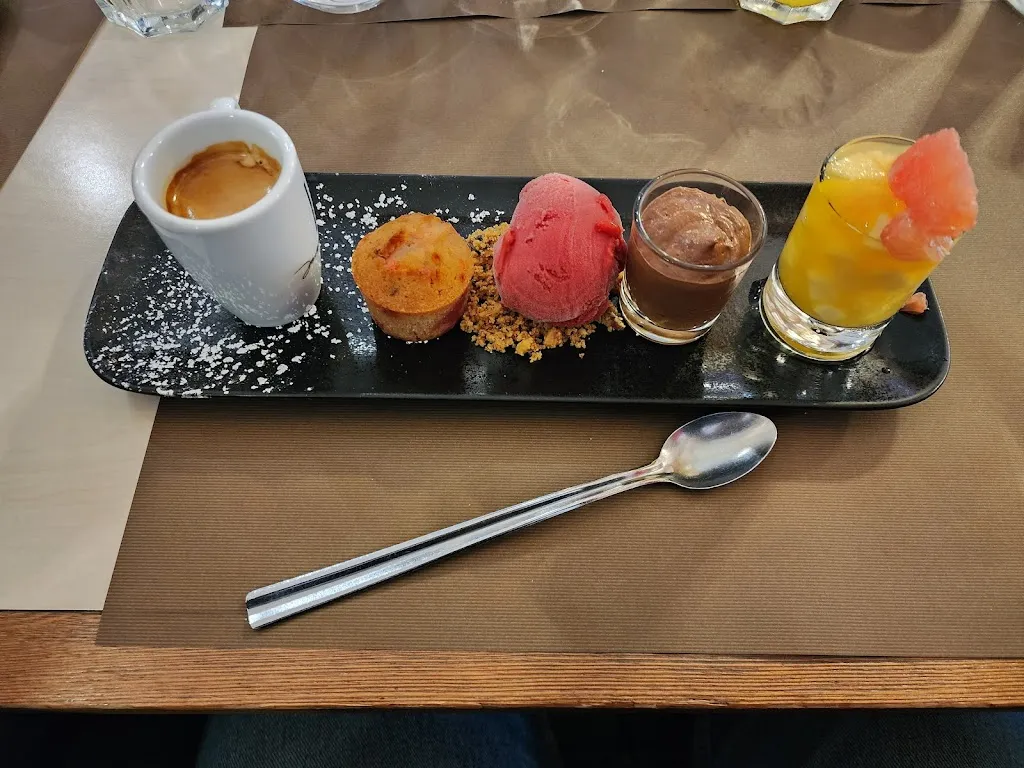 Ivan M. Kariadi_La Conciergerie Firminy_Firminy_review