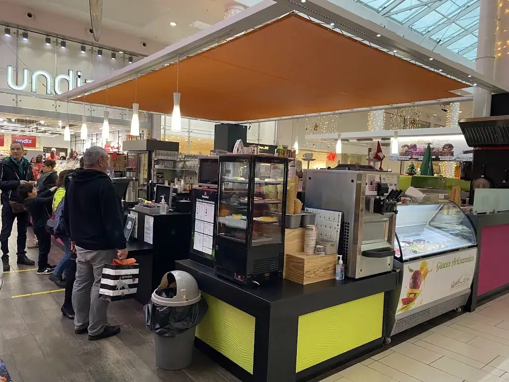 Brasserie du Coq Hardi restaurant in Thoiry