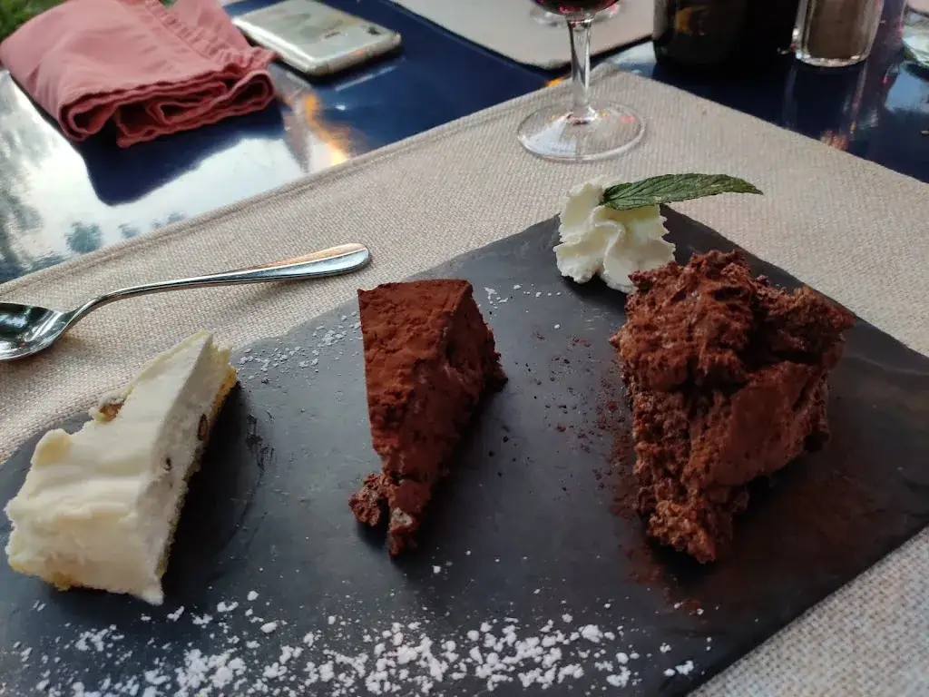 Narayan Rana_Auberge de Choully_Choully_review