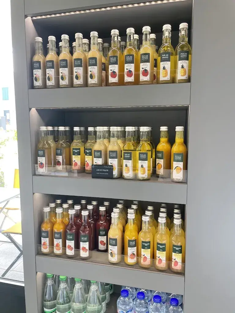 Sarah Ott_Bakery - Chocolaterie Sébastien Brocard_Saint-Genis-Pouilly_review