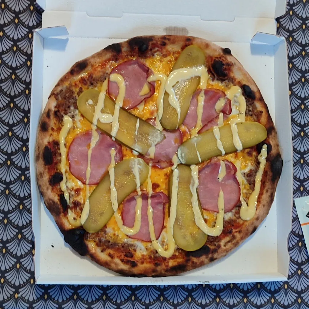 Adam Cotard_Le Tranqu'illou by Gaël_Frontenex_review