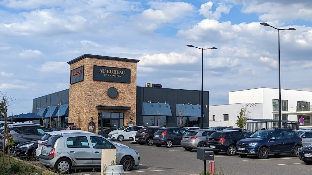 Stephan Witter_Au Bureau - Pub et Brasserie_Villejust_recensione