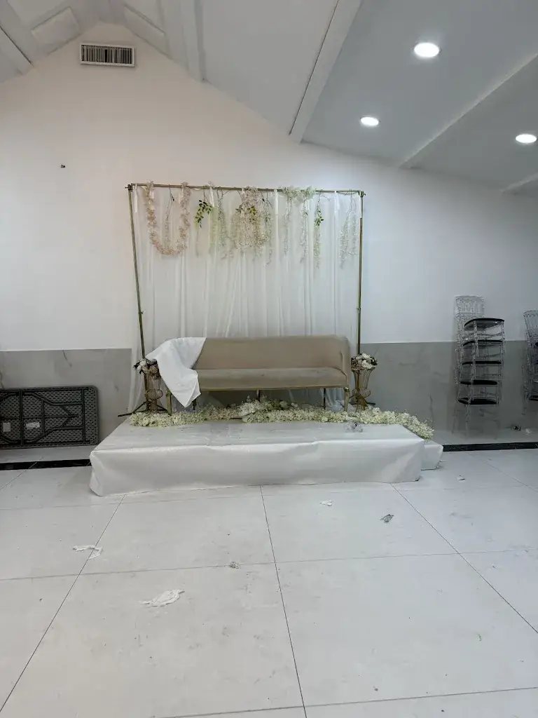 Mithun Meritson_Le Cristal_Villiers-le-Bel_review