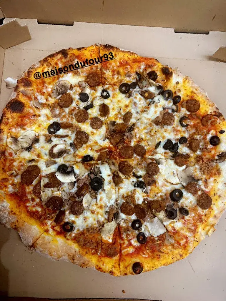 MAISON DU FOUR_Villepinte_slider_image_1