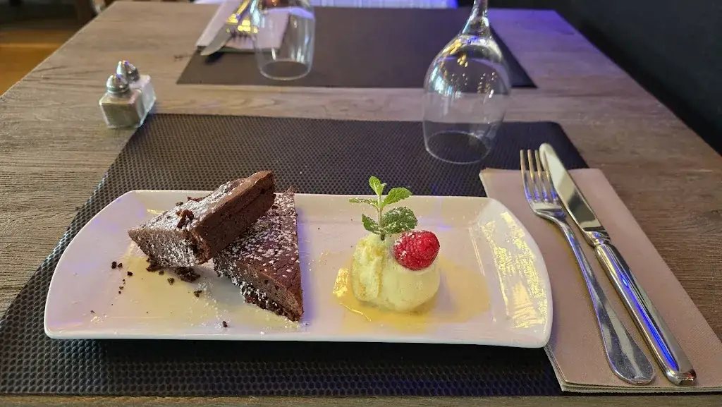 Restaurant La Brasserie_Villepinte_slider_image_2