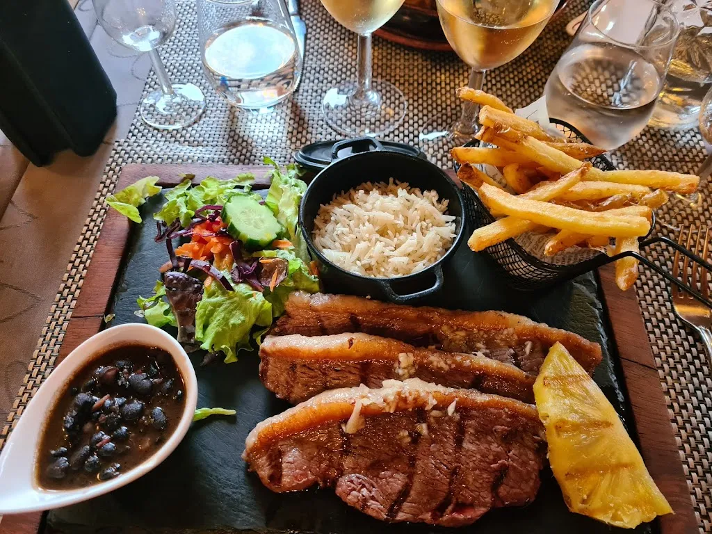 Le Petit Chalet_Villeparisis_slider_image_3