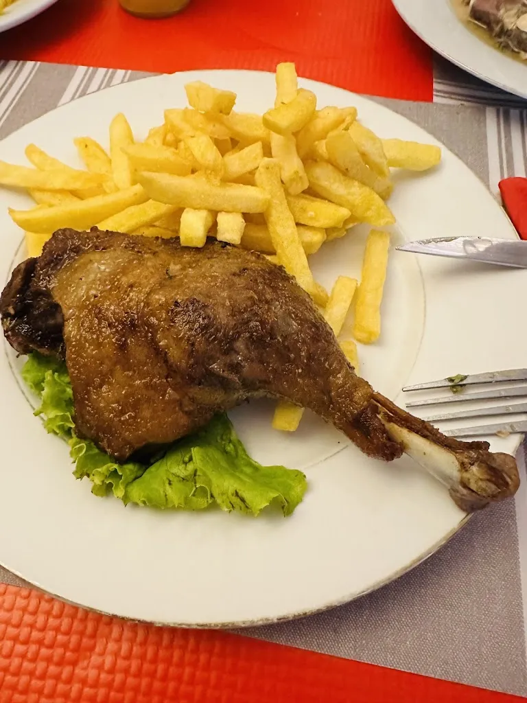 Yue Cao_Auberge des Arcades_Viroflay_review