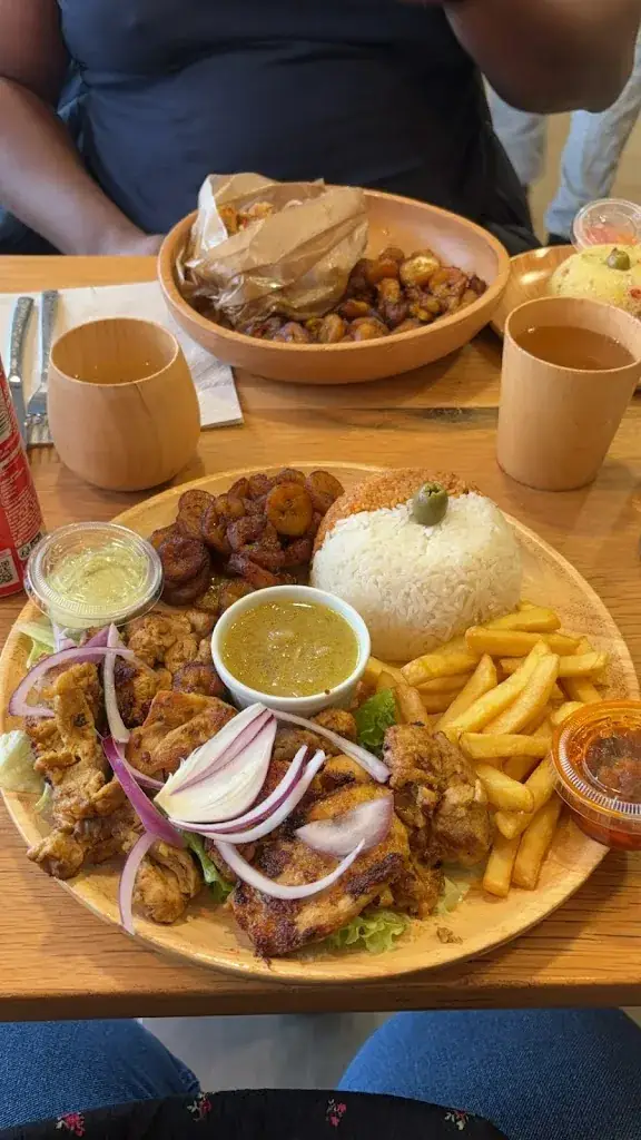 esme fraser_Afrik'N'Fusion_Villetaneuse_review