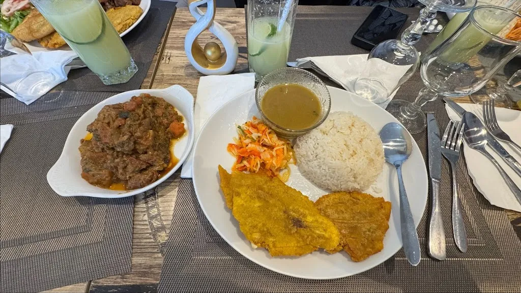 Rémy Capela_Nana créole_Villetaneuse_recensione