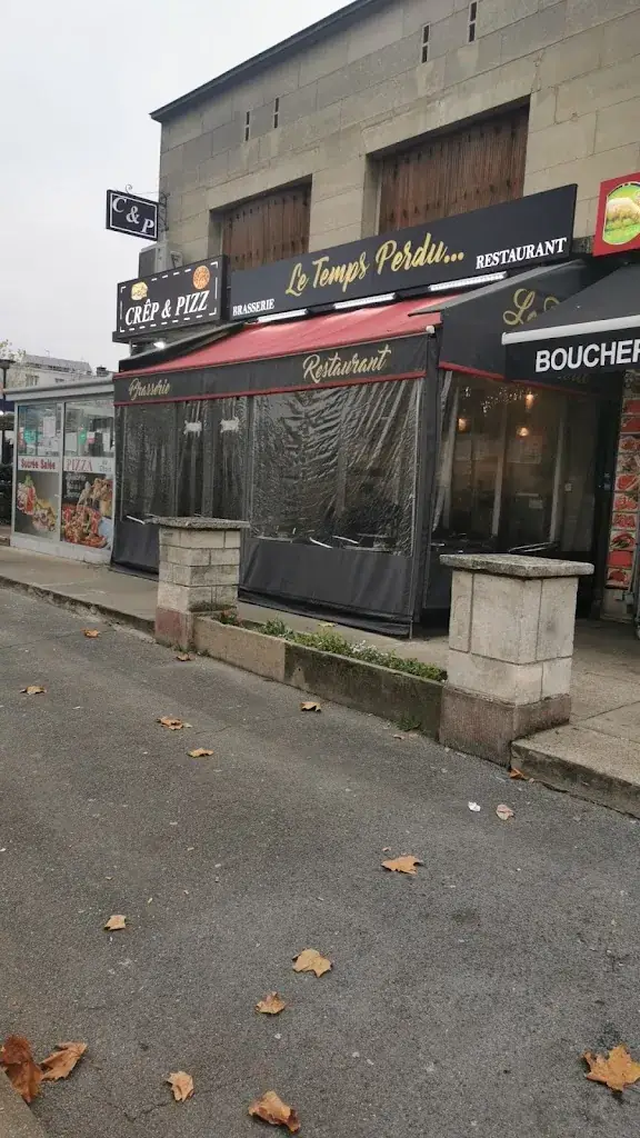 Sayed Uddin_Le Temps Perdu_Villetaneuse_review