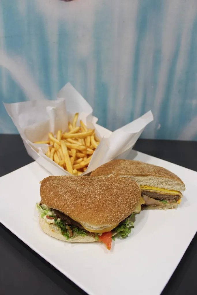 Le Trio_Villetaneuse_slider_image_3