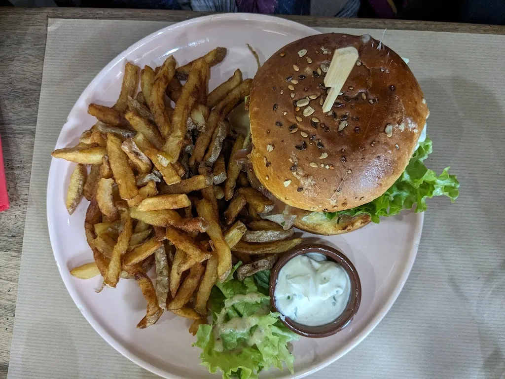 Alice et Lucien_Frontonas_slider_image_3