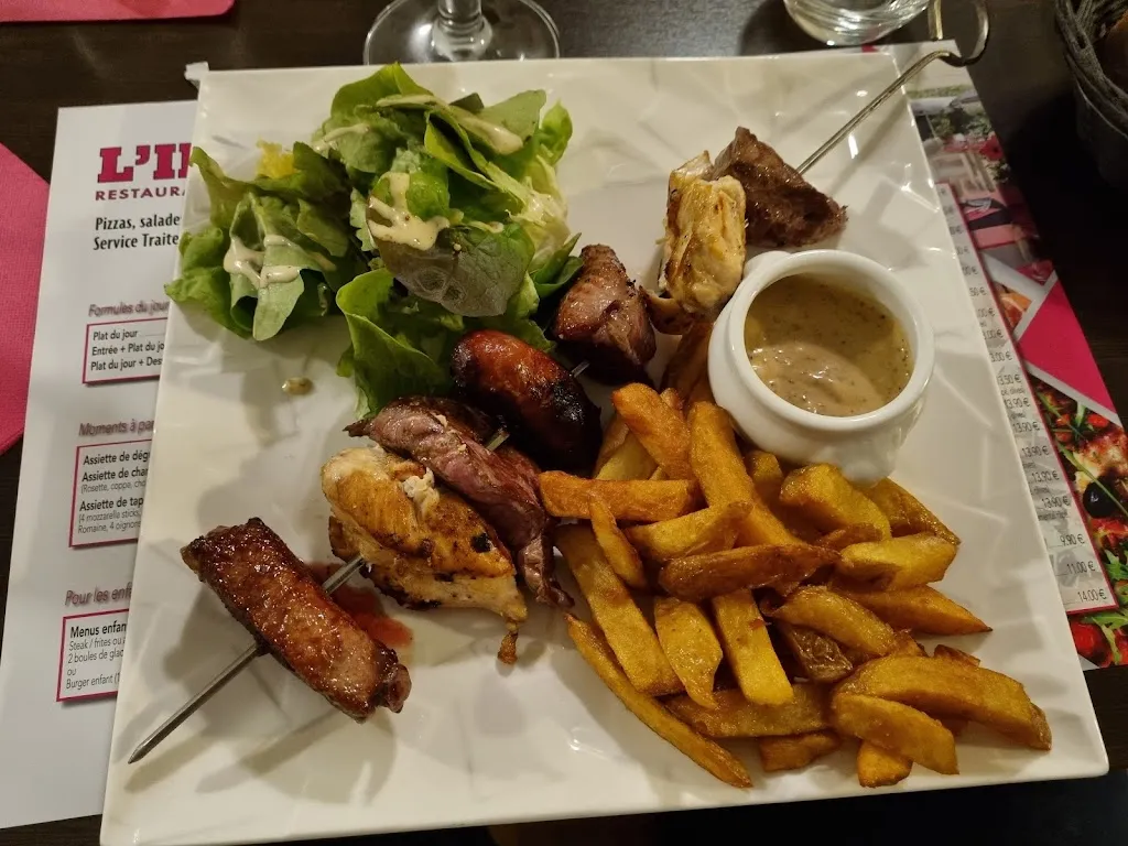 Pierre-François HYPOLITE_L'idéal Restaurant_Frontonas_review