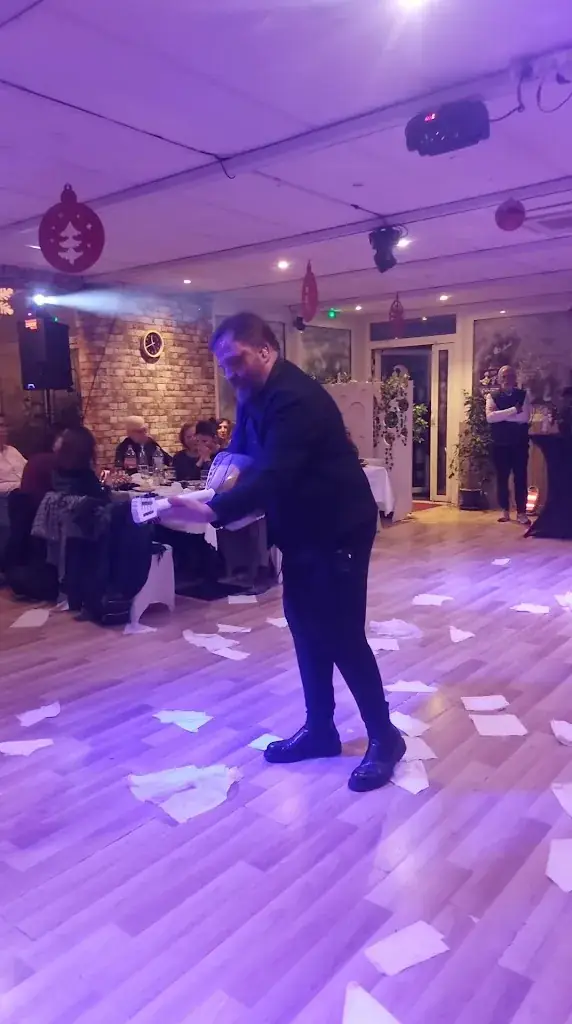 Le Chalet des Flandres_Villeneuve-Saint-Georges_slider_image_2