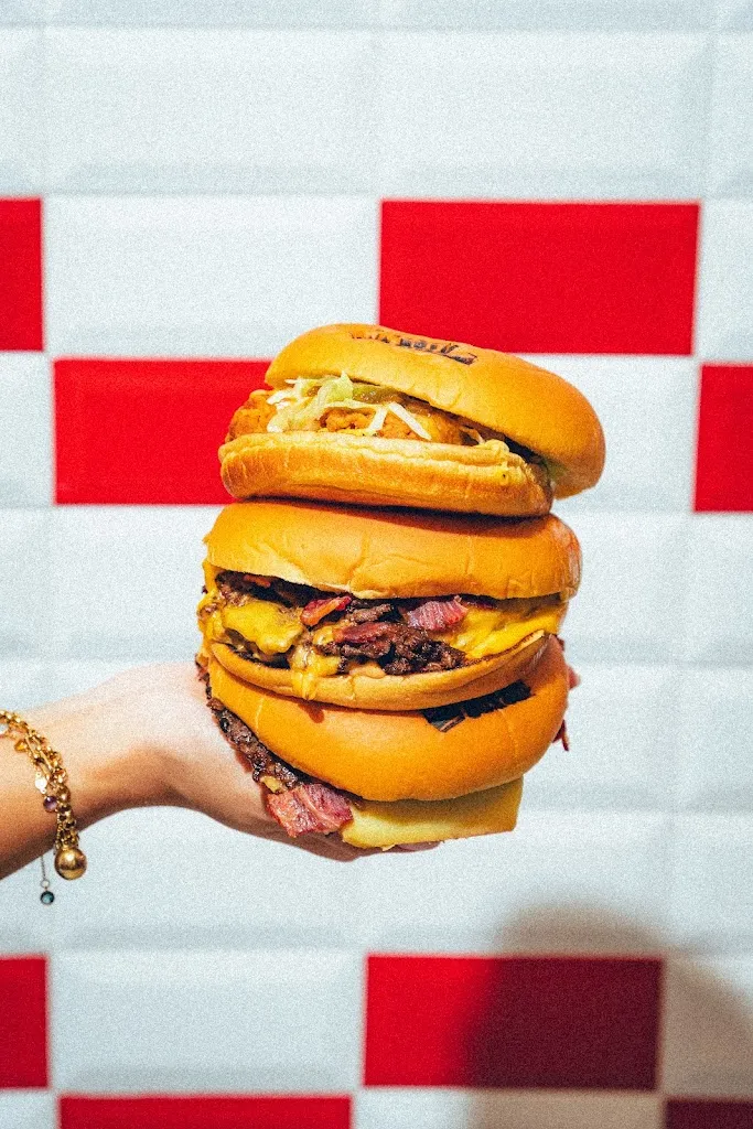 Bill's Burger & Coffee Qwartz_Villeneuve-la-Garenne_slider_image_3